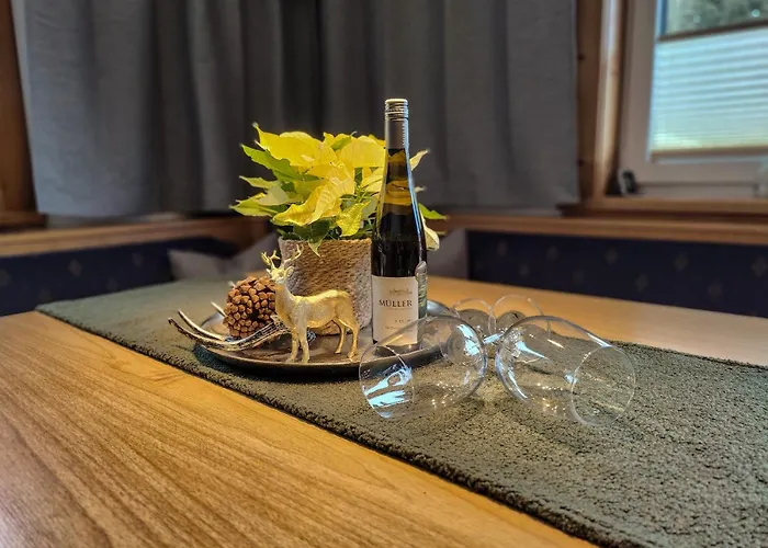 Anni Im Haus Hintertal *